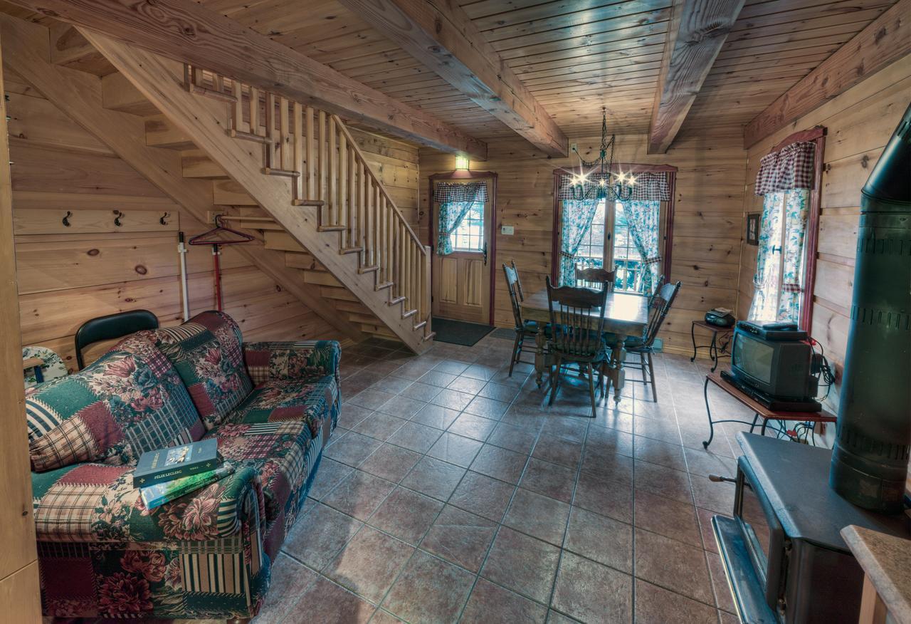 Les Chalets Sur Le Cap Saint Joachim Buitenkant foto